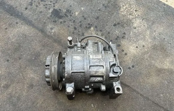 Audi A6 S6 C5 4B Air conditioning (A/C) compressor (pump)