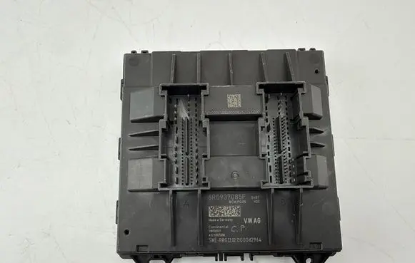 Volkswagen Polo V 6R BSM Control unit 6R0937085F