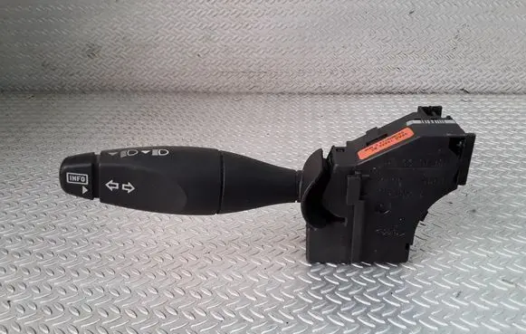 Ford Focus Wiper control stalk 98AG13335BG