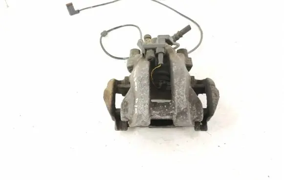 Mercedes-Benz CLS C219 Rear brake caliper 0024202883 0004205215
