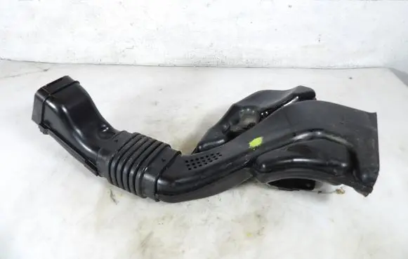 Intake resonator
