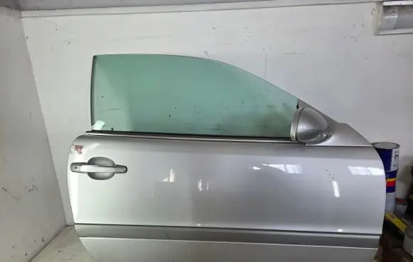 Mercedes-Benz CLK A208 C208 Door (2 Door Coupe) 