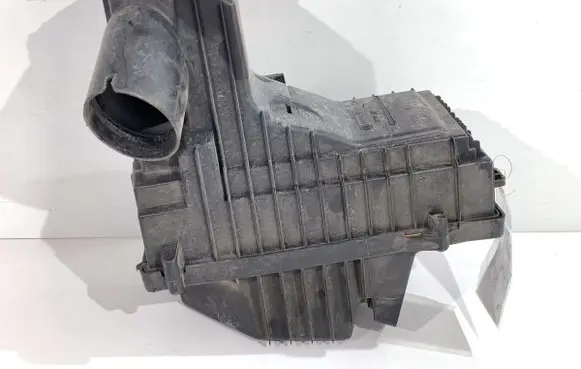 Peugeot 508 Air filter box 9644910780