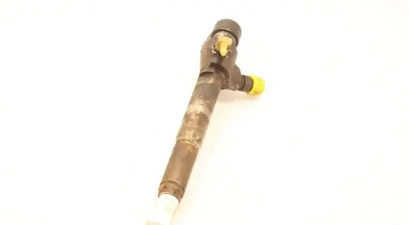 Fuel injector