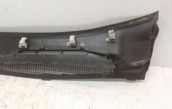 Renault Megane III Wiper trim 668110003R 9810MA010