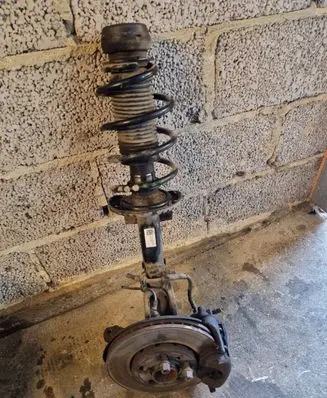 Skoda Rapid (NH) Front wheel hub spindle knuckle