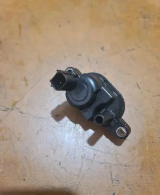 Honda CR-V Vacuum valve 1362007000 CS55445 061009