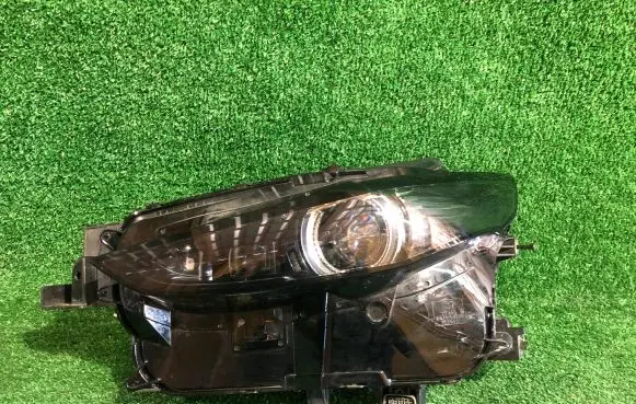 Mazda CX-30 Headlight/headlamp