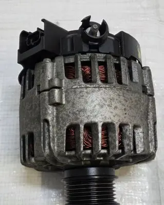 Ford Mondeo MK V Generator/alternator DS7T-10300-KD