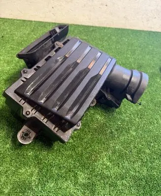 Skoda Octavia Mk4 Air filter box 2Q0129618