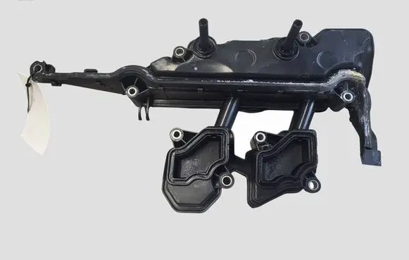 Renault Koleos I Oil breather separator 8200673395