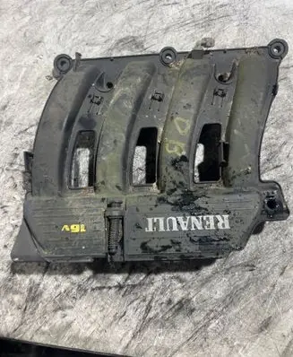 Renault Laguna I Intake manifold 7700111794