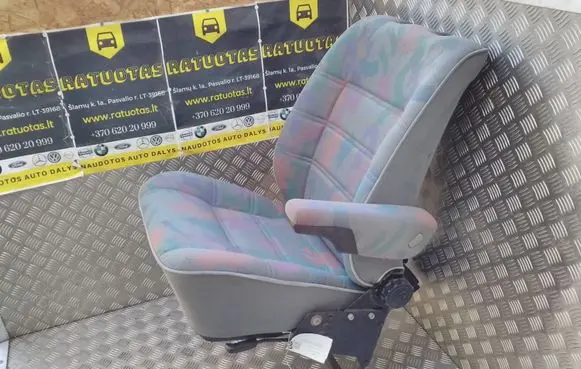Volkswagen Multivan T4 Second row seats 