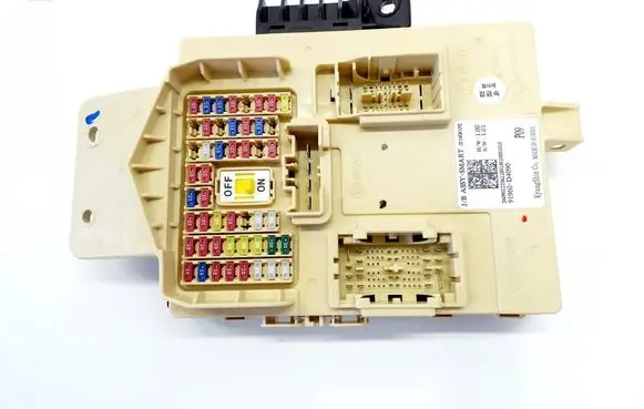 KIA Optima Fuse module 91960D4090