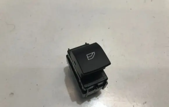 Volvo XC40 Electric window control switch 31456060 DAT181213