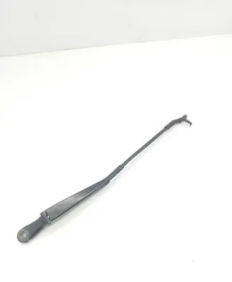Front wiper blade arm