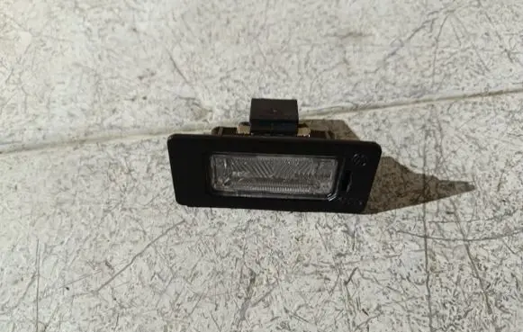 Audi A5 8T 8F Number plate light 8T0943021