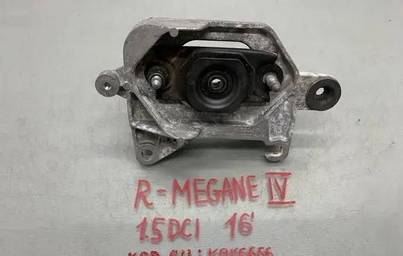 Renault Megane IV Engine mounting bracket 112221641R