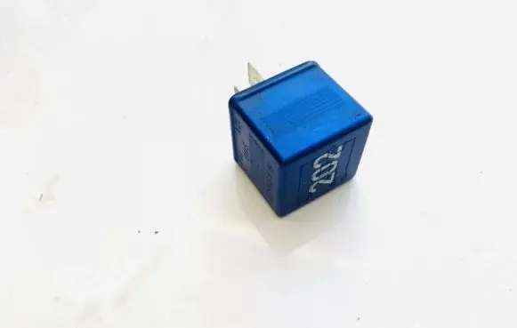 Audi A4 S4 B5 8D Other relay 8a0951253