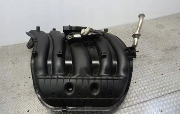 Citroen Xsara Picasso Intake manifold 9648022780