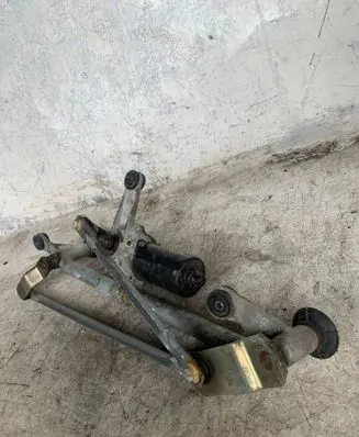 Nissan Quest Front wiper linkage and motor 288005Z000