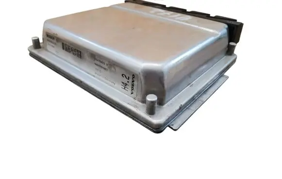 Volvo S80 Engine control unit/module 09470429B 99015 0281001776