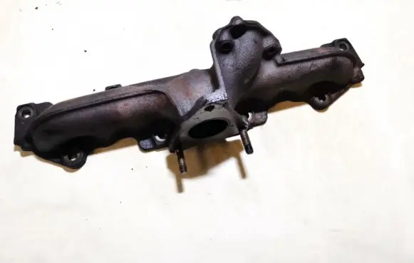 Peugeot 607 Exhaust manifold 9631424110