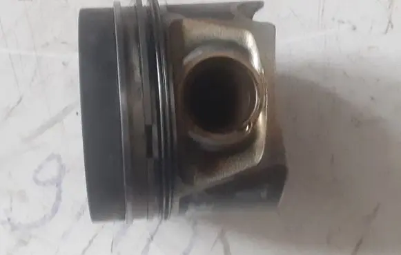 Volkswagen Crafter Piston 076CV400 076107065A