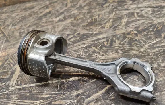Honda Jazz Piston with connecting rod RB0 RBJ