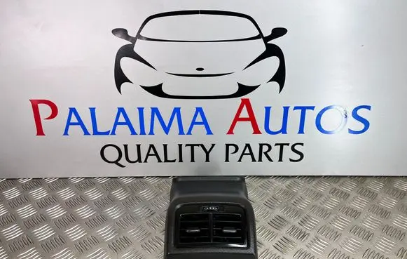 Seat Leon (5F) Rear air vent grill 5F0863289