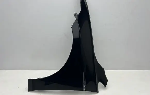 Volkswagen Golf VIII Fender VWG8BPLSUL1