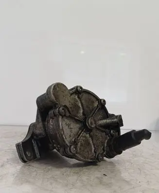 Volkswagen II LT Vacuum pump 72230019