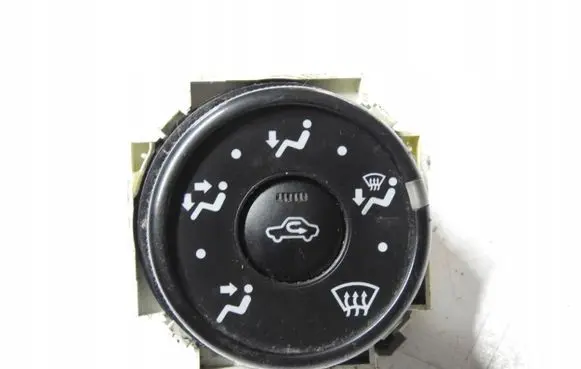 Toyota Yaris Tailgate/trunk/boot open switch 55903