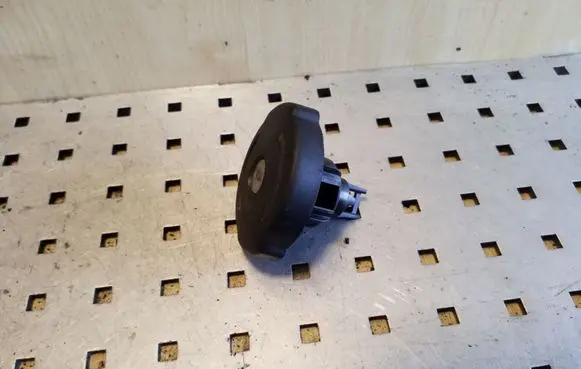 Fuel tank filler cap