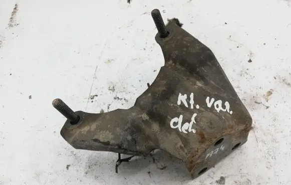 Toyota 4 Runner N120 N130 other engine part NOCODE