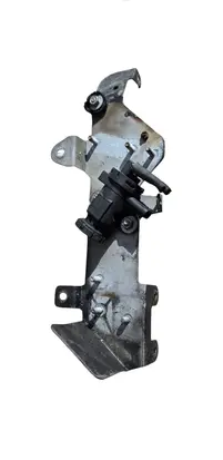 BMW X6 E71 Valve vacuum 11747811814