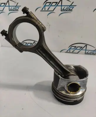 Volkswagen PASSAT B6 Piston 81L155