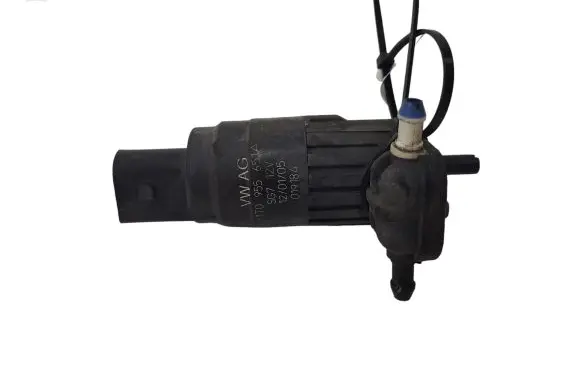 Audi A3 S3 8P Windscreen/windshield washer pump 1T0955651A