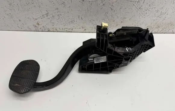 BMW X1 F48 F49 Brake pedal 6856596 81007132D 19929610