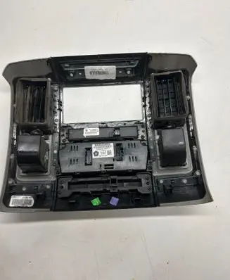 Dodge RAM Radio/GPS head unit trim 1EA951J8AC 71328D03 00005608
