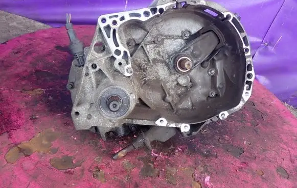 Renault Thalia I Manual 5 speed gearbox JB1926