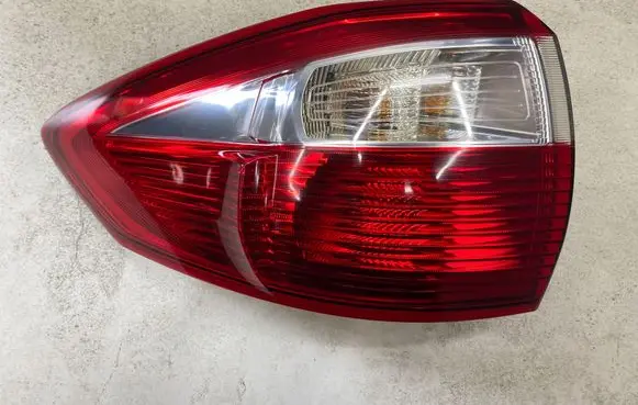 Ford C-MAX II Rear/tail lights AM5113405BE 89502671