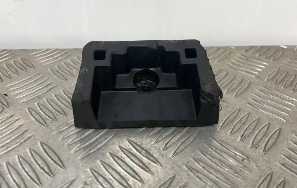 Audi A7 S7 4G Jacking socket point 7L8804123