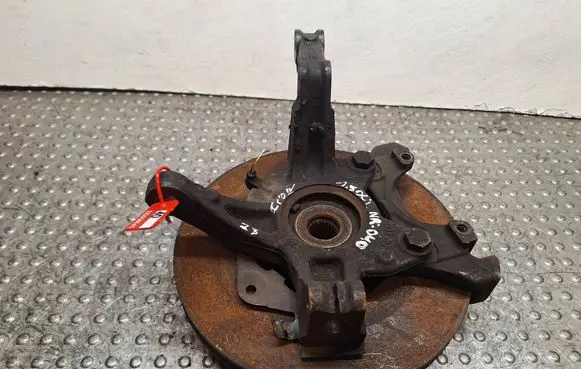 Renault Clio IV Front wheel hub spindle knuckle S25056040 400158668R
