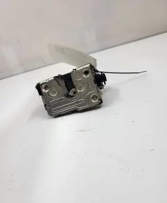 Dacia Logan I Rear door lock