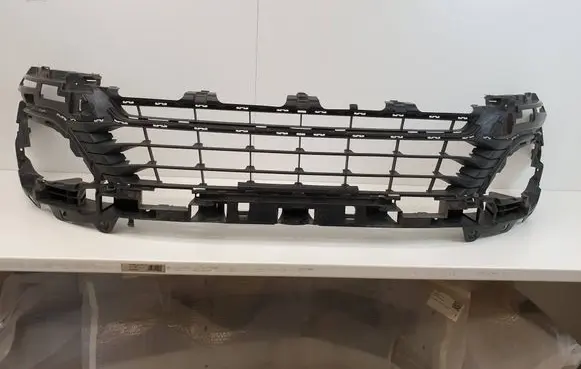 Front bumper lower grill