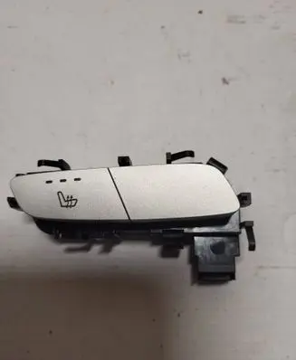 Mercedes-Benz C W205 Seat heating switch A2059050004 HW132000 12724421