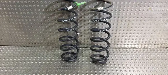 Volkswagen Golf VII Rear coil spring 5Q0511115GF