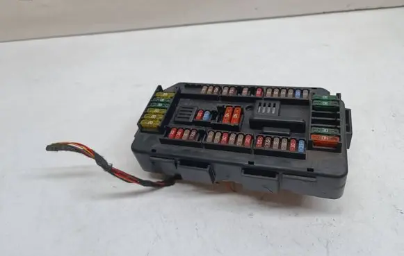 BMW 1 F20 F21 Fuse module 9224879 61149224879