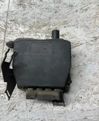 Volkswagen PASSAT B6 Turbo solenoid valve 3C0906625 400434F